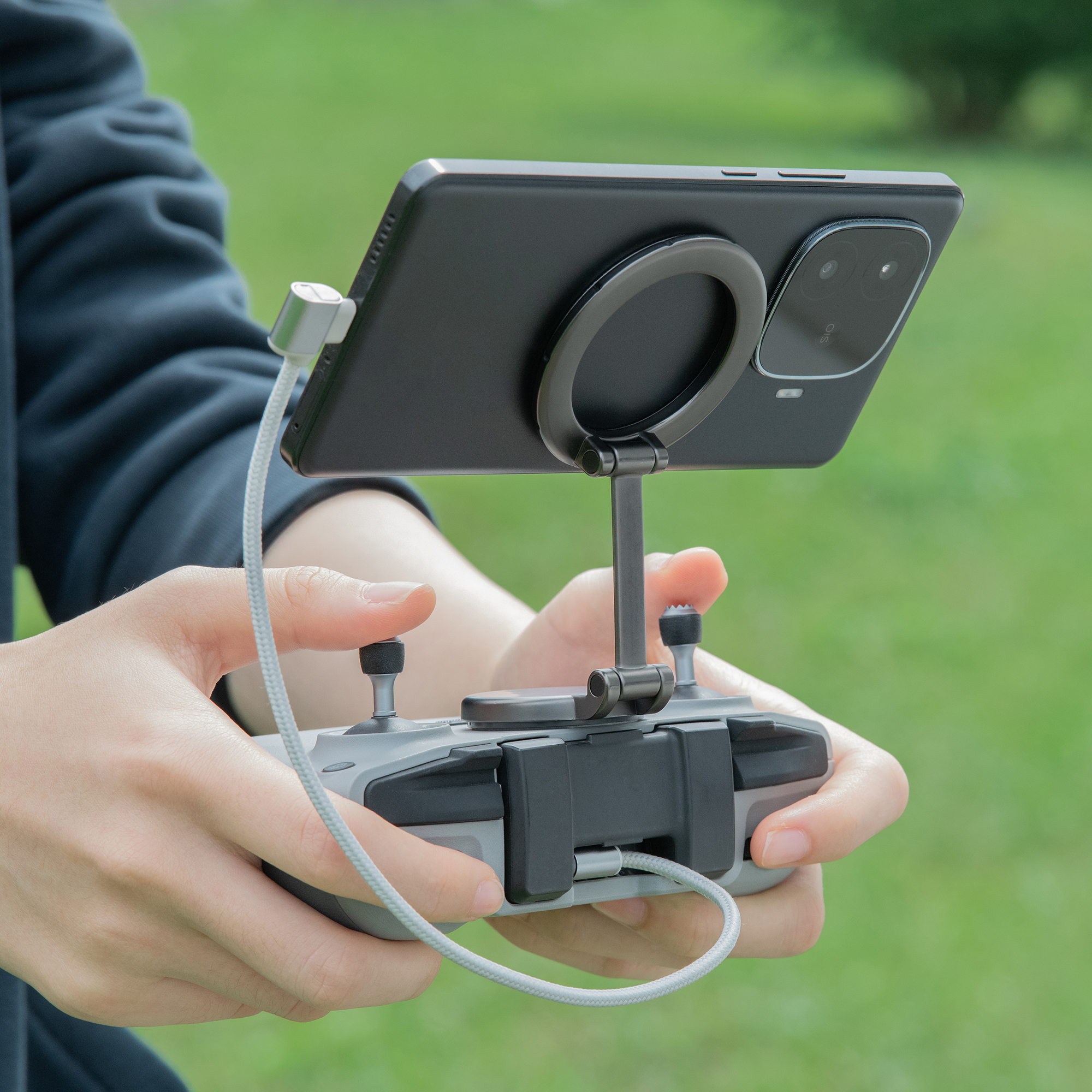 Adjustable Magnetic Phone Stan - مراجعة Drone Tablet Mount وسعره