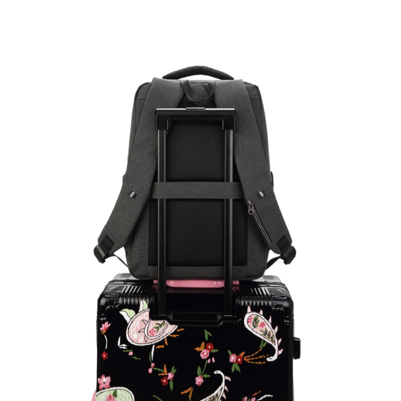 Hard-shell carrying case for D - مراجعة Drone Hard Shell Case وسعره